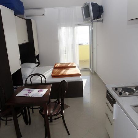 Apartments Rubic Omiš Eksteriør bilde