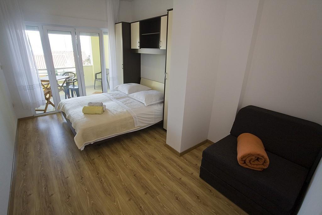 Apartments Rubic Omiš Rom bilde