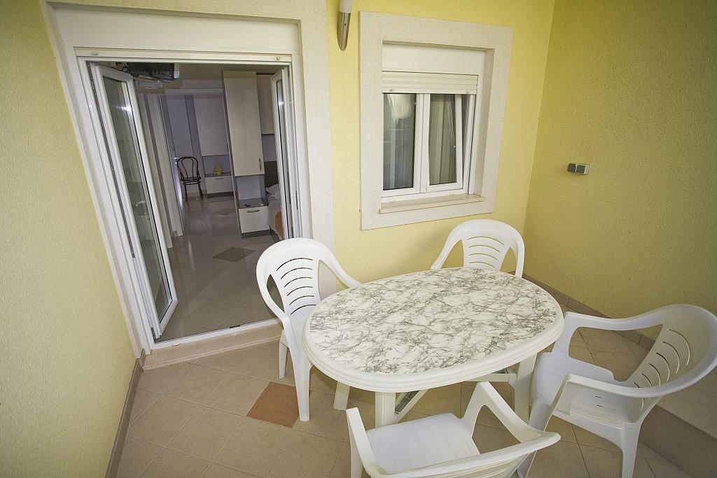 Apartments Rubic Omiš Rom bilde