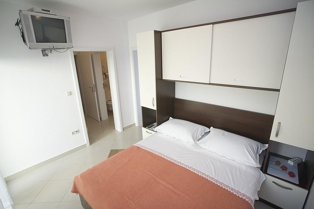Apartments Rubic Omiš Rom bilde